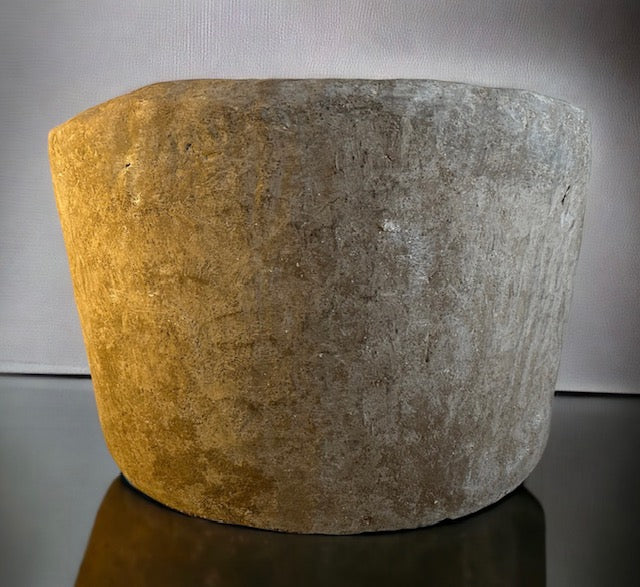 XXL  Limestone planter -MAX-